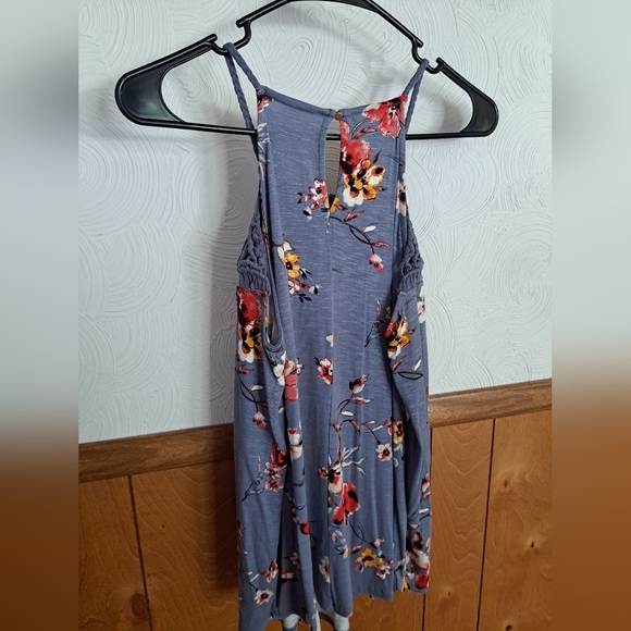 NWT Maurices Braided Spaghetti Strap Floral Faded Blue Tank With Woven Bodice-SM - Picture 9 of 11